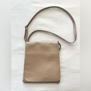 Taupe leather purse made in Italy